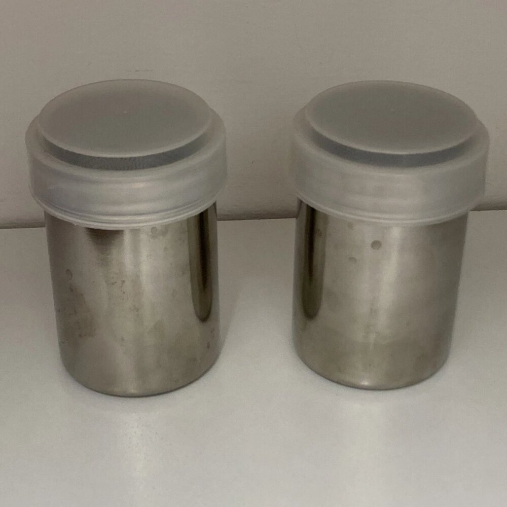 Set of 2 Endurance Stainless Steel FINE Shakers Powdered Sugar and Cocoa